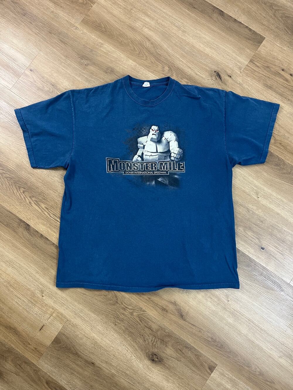 Y2K Dover Monster Mile Nascar Graphic Tee 2XL